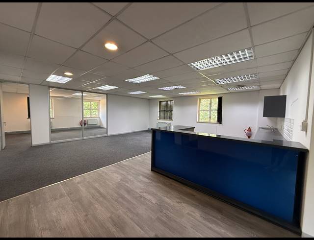 914M² OFFICE TO LET IN RIVIERA